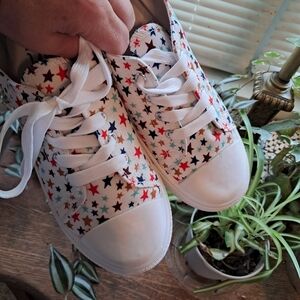 Olivia Miller Girls Shoes Size 5